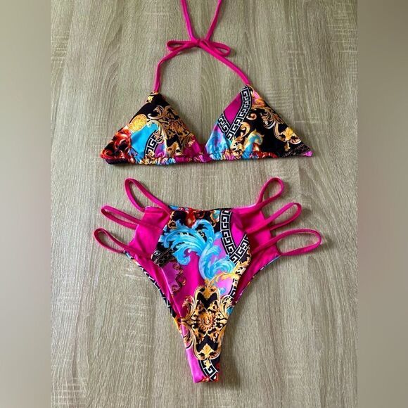 NWOT … LOVE 83 SWIM “Size: M” Strappy Swimsuit - Picture 1 of 4